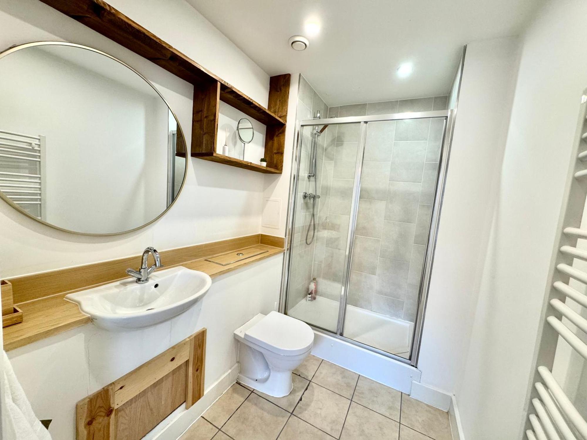 Appartamento 2 Bedrooms 2 Bath Modern Flat, Londdon View Balcony