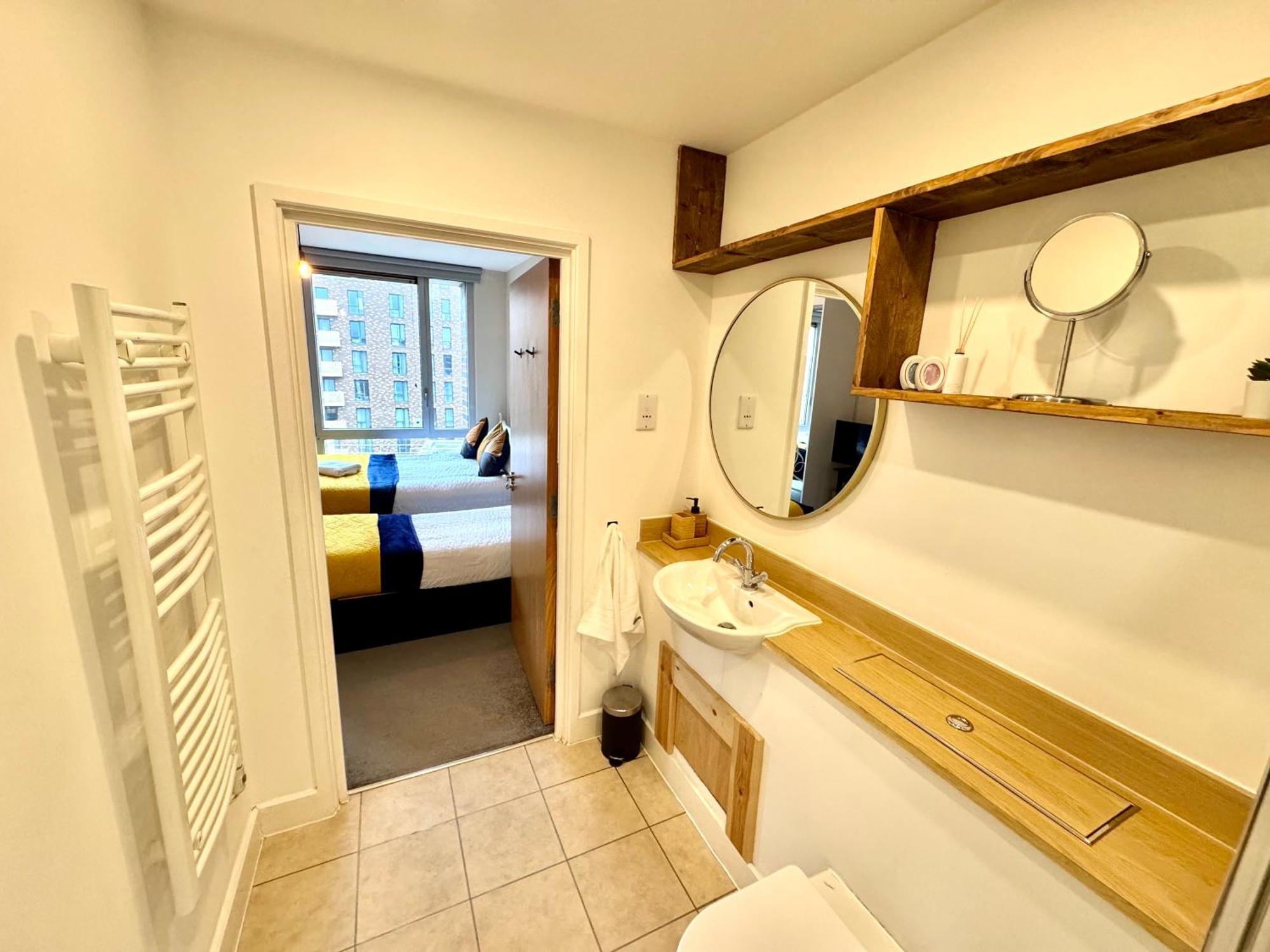 Appartamento 2 Bedrooms 2 Bath Modern Flat, Londdon View Balcony *
