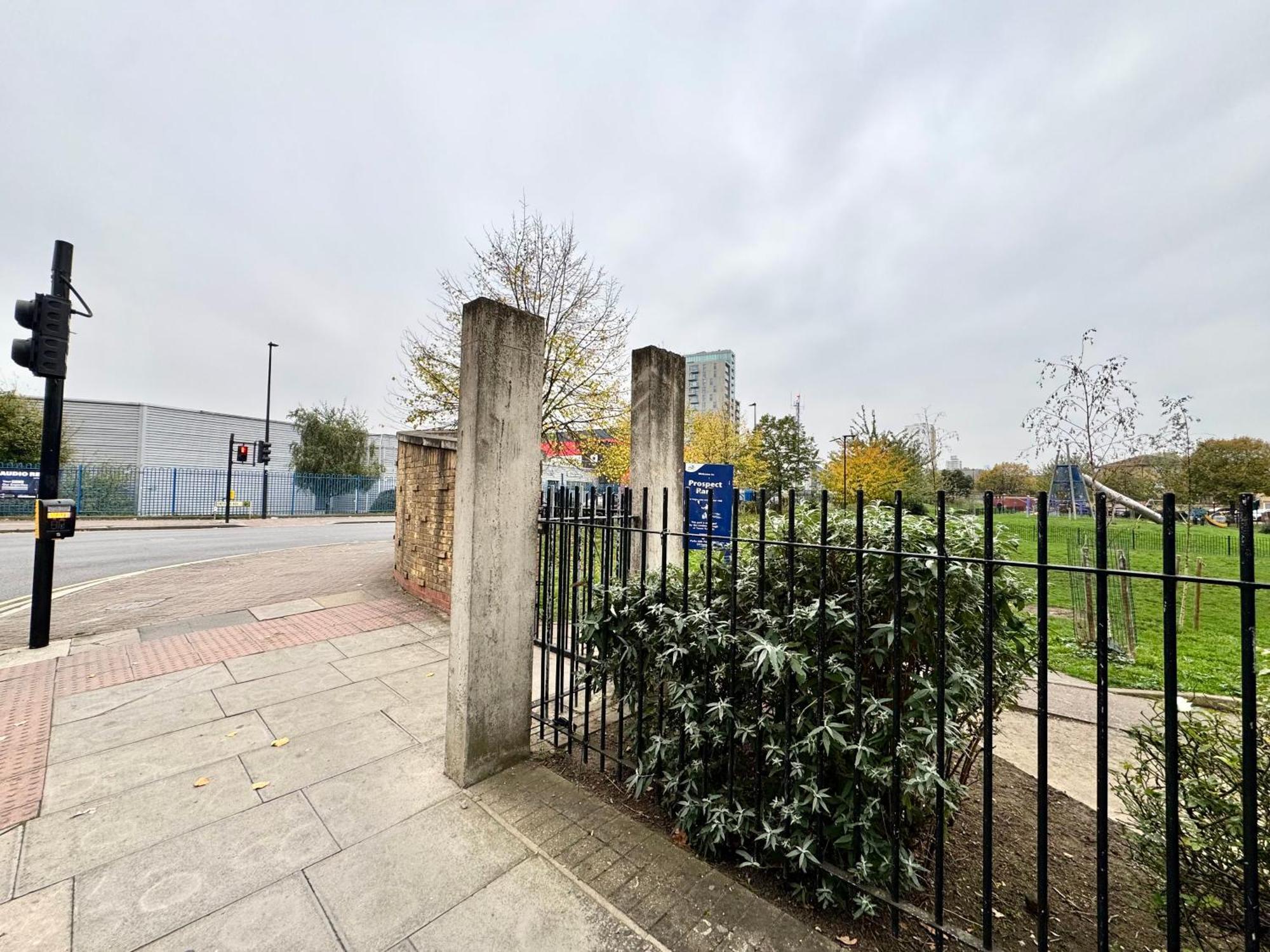 2 Bedrooms 2 Bath Modern Flat, Londdon View Balcony Londra